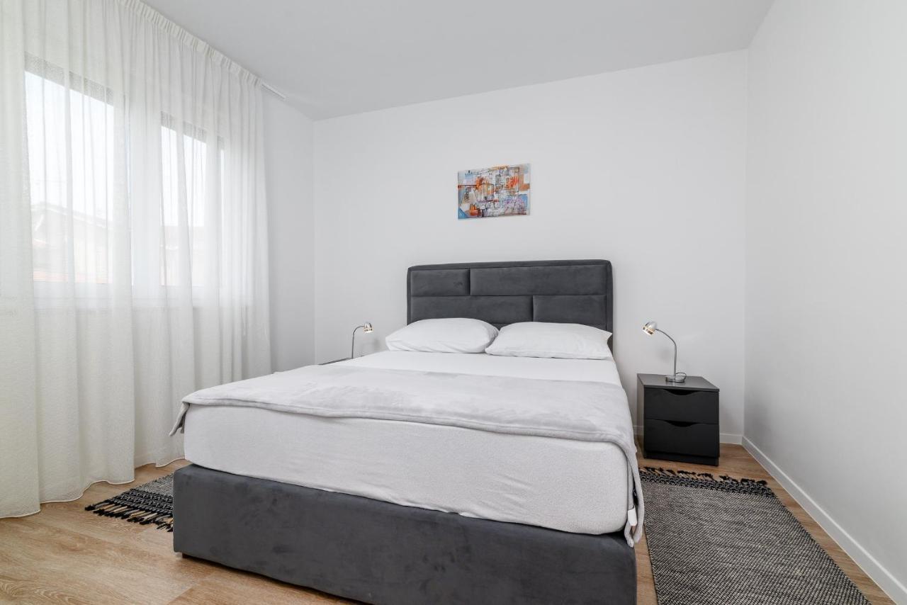 Idaa Apartment *